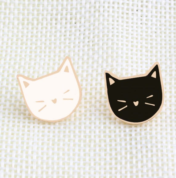 Black and White Cat Pin Set