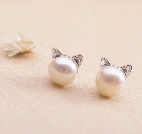 Pearl Cat Face Earrings - Silver